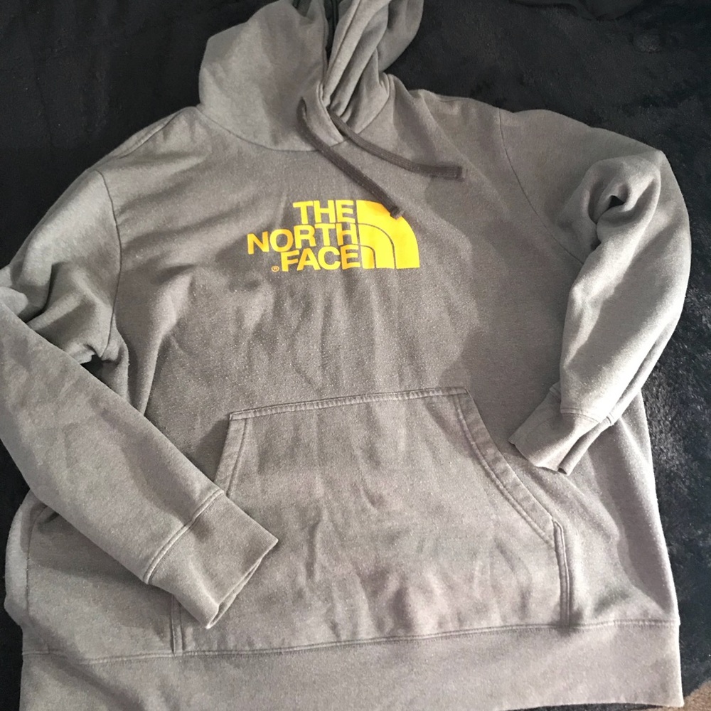 Men’s “The North Face” hoodie